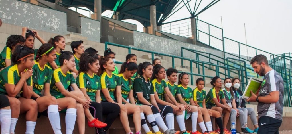 Pakistan Football Federation decided to give equal remuneration to male and female footballers